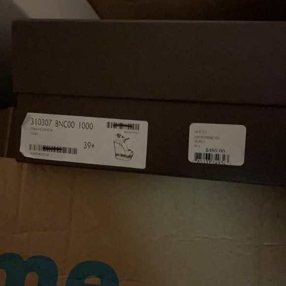 Gucci Patent Leather Wedge - Picture 8 of 8